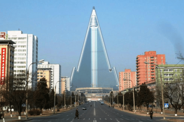 El increíble Hotel Ryugyong de Pyongyang