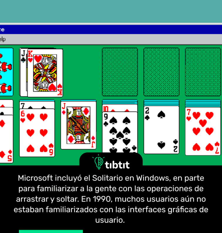 Microsoft incluyó el Solitario en Windows, en parte para familiarizar a la gente con las operaciones de arrastrar y soltar. En 1990, muchos usuarios aún no estaban familiarizados con las interfaces gráficas de usuario.