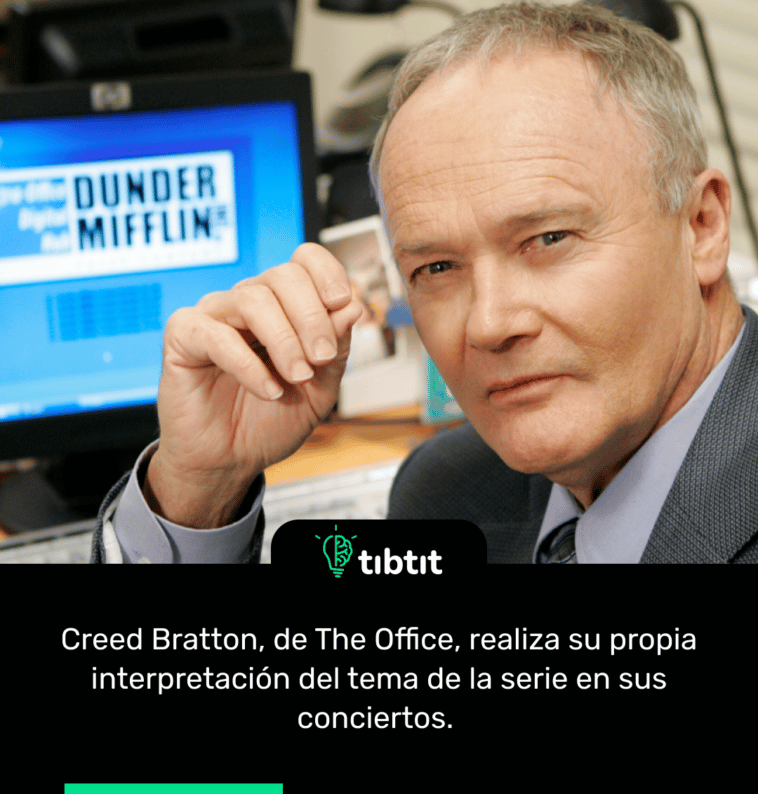 Creed Bratton, de The Office, realiza su propia interpretación del tema de la serie en sus conciertos.