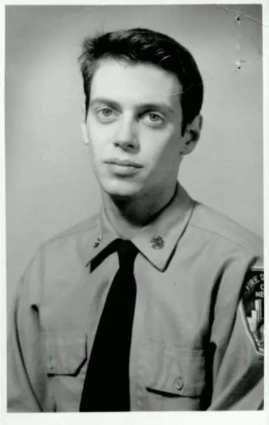 Steve Buscemi, Departamento de Bomberos, Ciudad de Nueva York. (1980)