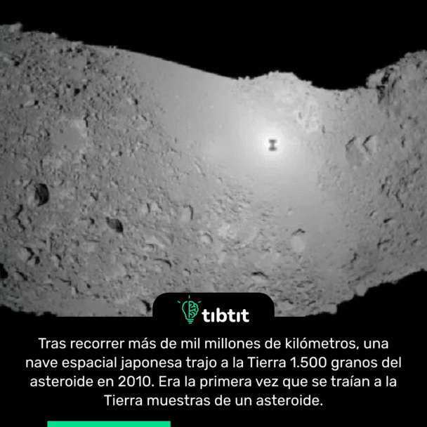 Tras recorrer más de mil millones de kilómetros, una nave espacial japonesa trajo a la Tierra 1.500 granos del asteroide en 2010. Era la primera vez que se traían a la Tierra muestras de un asteroide.