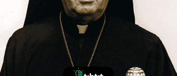 En 1957, el dentista Charles Kremer expresó en Nueva York su sospecha de que un alto cargo eclesiástico, el arzobispo Valerian Trifa, era en realidad el criminal de guerra nazi Viorel Trifa. 20 años después, los investigadores encontraron la huella dactilar de Trifa en una postal dirigida a Heinrich Himmler en un archivo alemán.