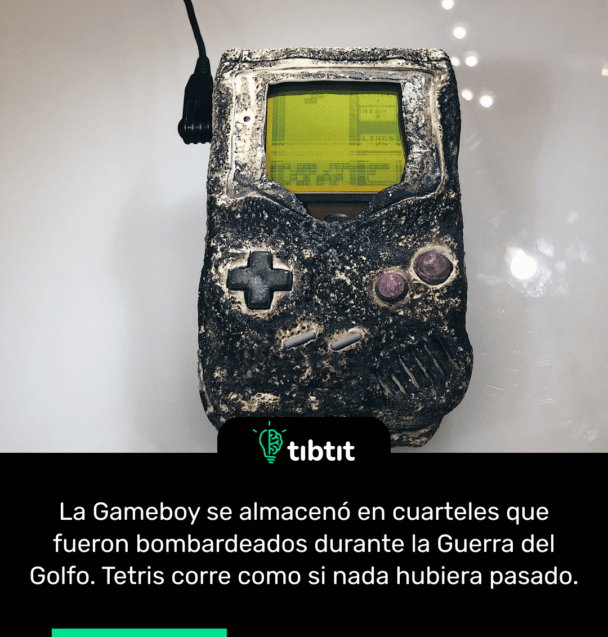 La Gameboy se almacenó en cuarteles que fueron bombardeados durante la Guerra del Golfo. Tetris corre como si nada hubiera pasado.
