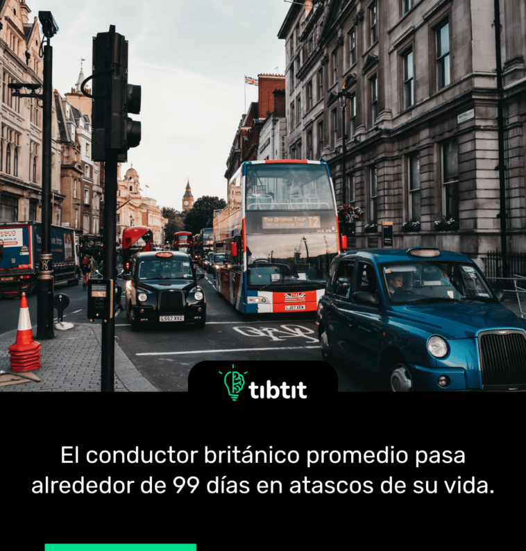 El conductor británico promedio pasa alrededor de 99 días en atascos de su vida.