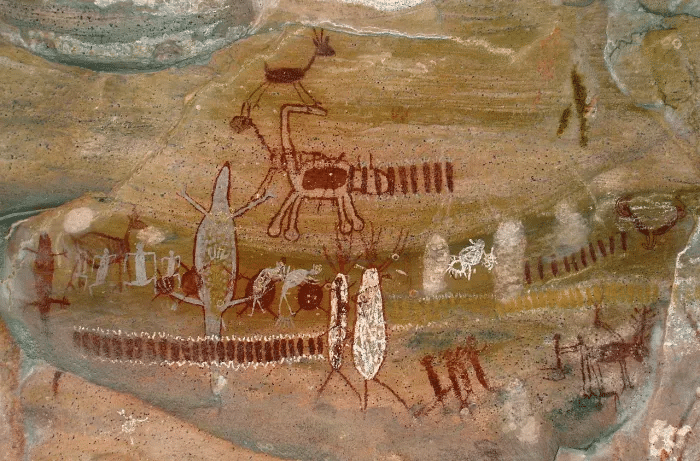 El arte rupestre de Serra da Capivara, Brasil, tiene unos 25.000 años y se cree que incluye seres sobrenaturales.Wikimedia Commons.