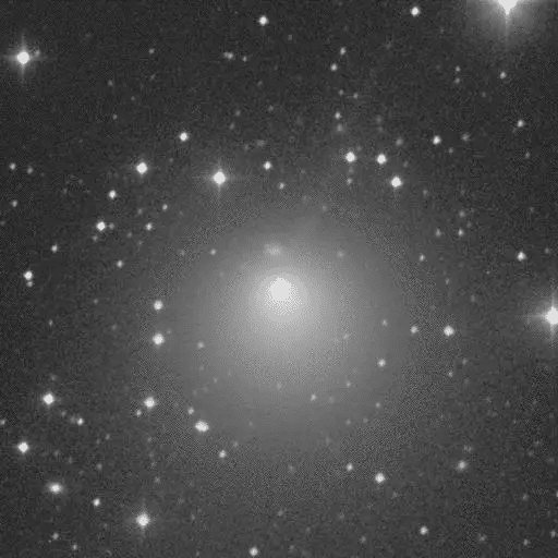 Imagen del cometa Encke obtenida por Jim Scotti el 5 de enero de 1994, mientras usaba el telescopio Spacewatch de 0,91 metros en Kitt Peak.