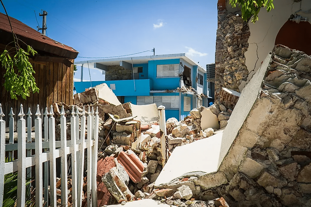 Daños causados por un terremoto que azotó el territorio americano de Puerto Rico.