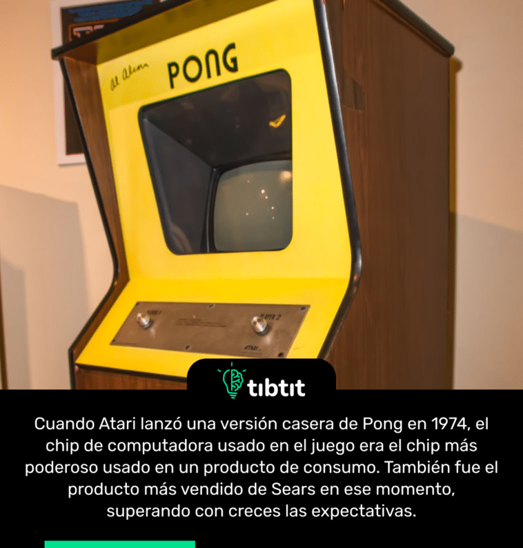 Cuando Atari lanzó una versión casera de Pong en 1974, el chip de computadora usado en el juego era el chip más poderoso usado en un producto de consumo. También fue el producto más vendido de Sears en ese momento, superando con creces las expectativas.