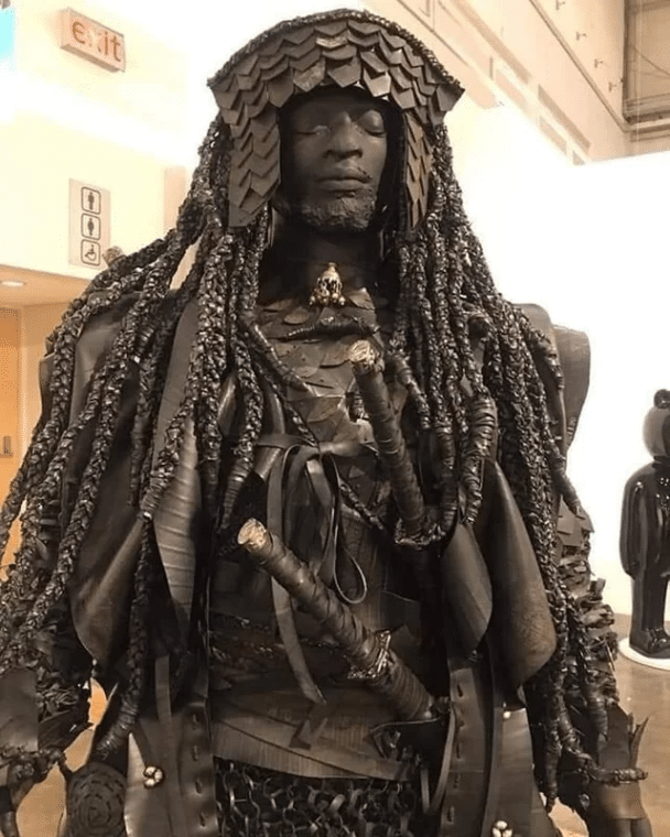 Estatua de Yasuke, un esclavo africano que llegó a Japón en 1579 y se convirtió en el primer samurái negro