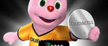 Duracell fue la primera compañía de baterías en usar la mascota del conejito rosa hasta que la marca expiró y Energizer la solicitó en 1988.