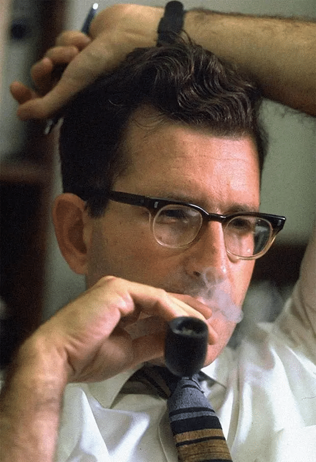 Noam Chomsky en el MIT, 1969.