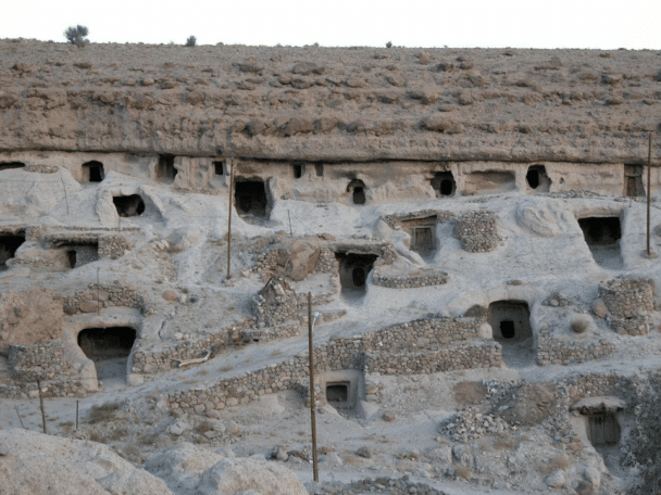 (Maymand) Este pueblo cavernario iraní de 12.000 años de antigüedad ha estado habitado continuamente durante más de 3.000 años.