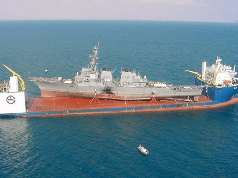 Barco de carga pesada