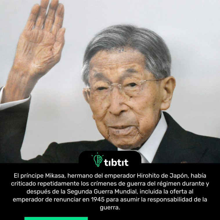 El príncipe Mikasa, hermano del emperador Hirohito de Japón, había criticado repetidamente los crímenes de guerra del régimen durante y después de la Segunda Guerra Mundial, incluida la oferta al emperador de renunciar en 1945 para asumir la responsabilidad de la guerra.