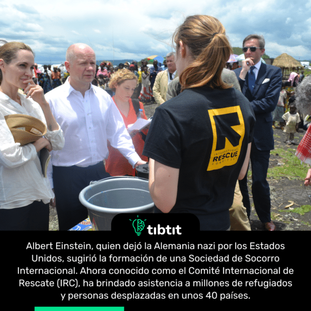 Albert Einstein, quien dejó la Alemania nazi por los Estados Unidos, sugirió la formación de una Sociedad de Socorro Internacional. Ahora conocido como el Comité Internacional de Rescate (IRC), ha brindado asistencia a millones de refugiados y personas desplazadas en unos 40 países.