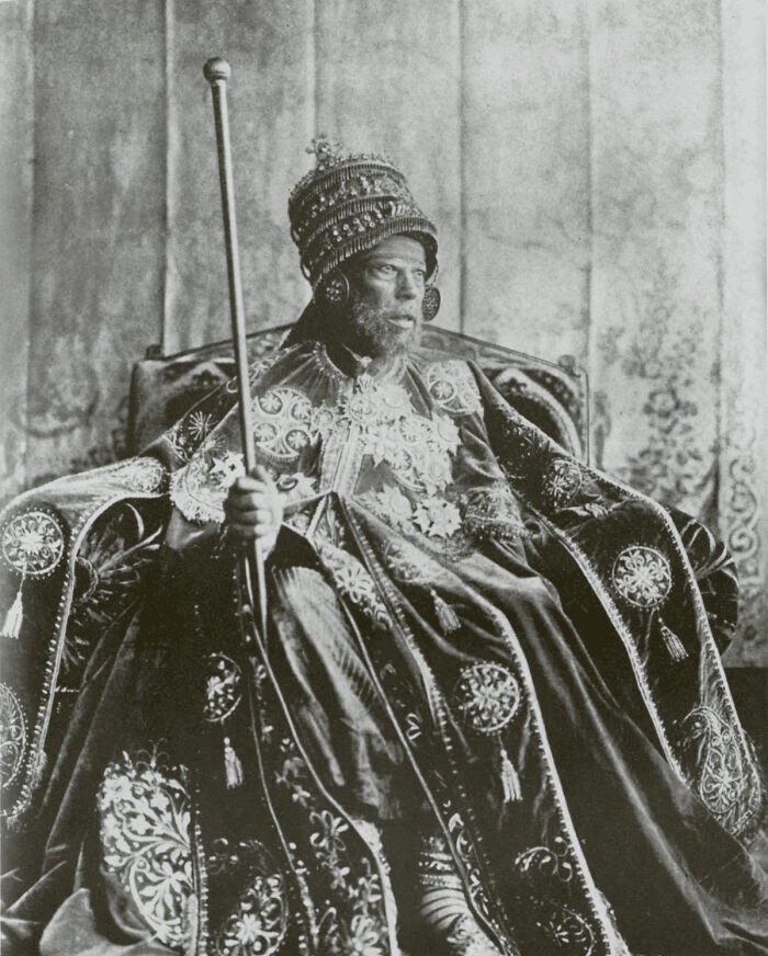 El etíope Negus Menelik II que derrotó a los italianos en la batalla de Adawa y así salvó a su nación de la colonización. 1913